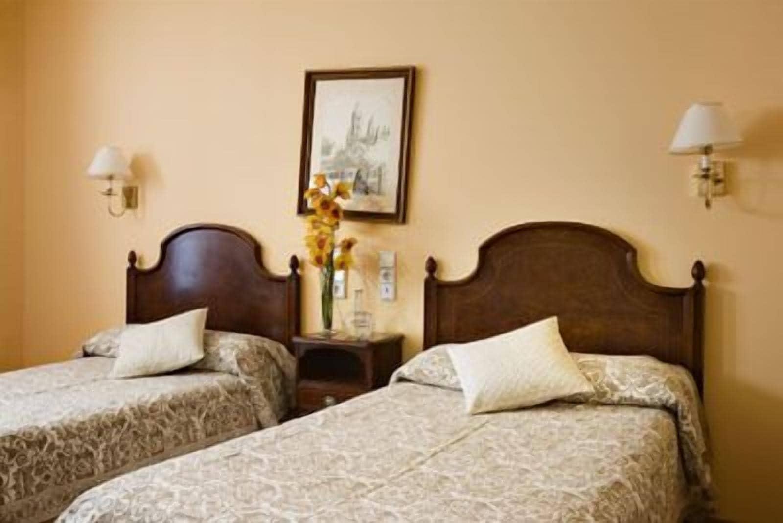 Hotel Roma Valladolid Pokoj fotografie