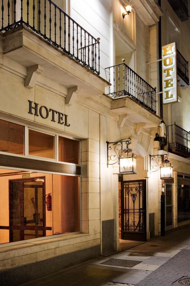 Hotel Roma Valladolid Exteriér fotografie